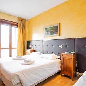 Apartment Certosa 90 Milan